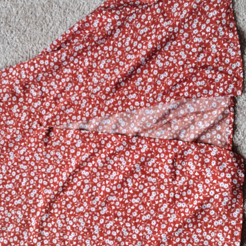 Dress - Picture 5 of 6